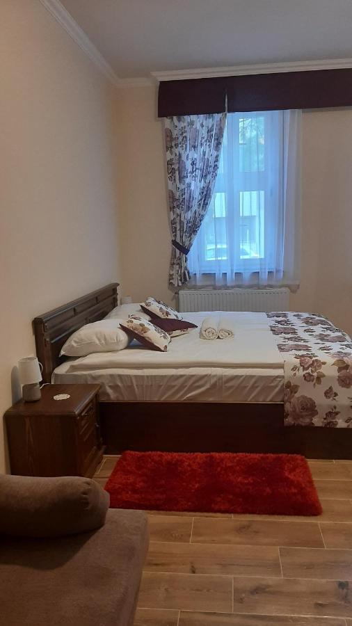 Toscana Apartman ギュラ エクステリア 写真