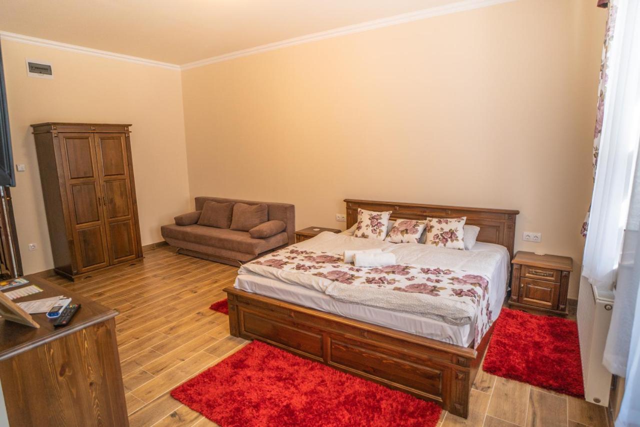 Toscana Apartman ギュラ エクステリア 写真