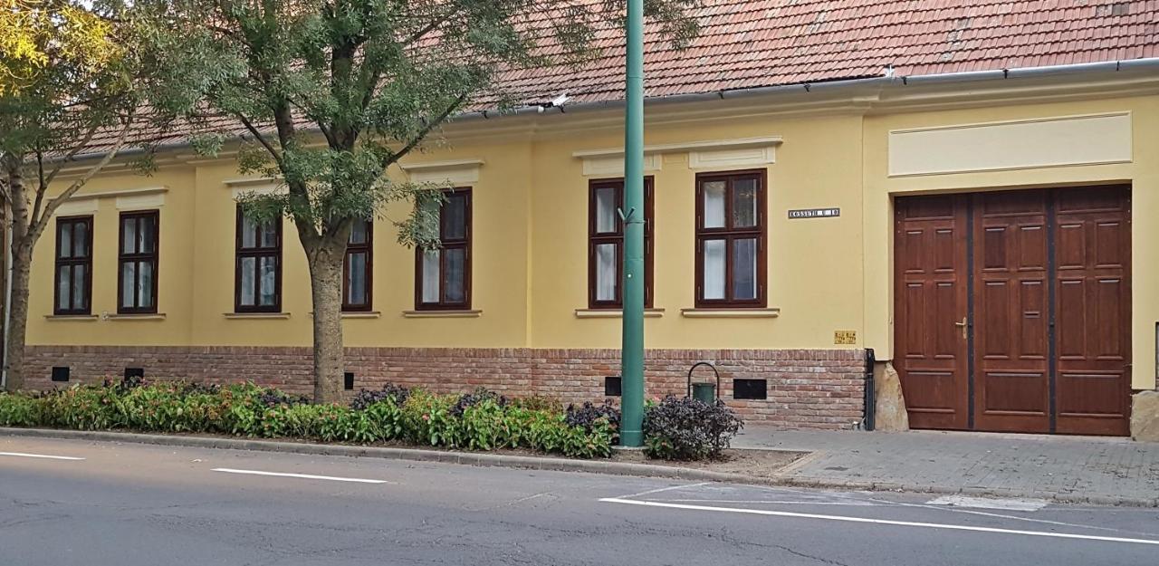 Toscana Apartman ギュラ エクステリア 写真