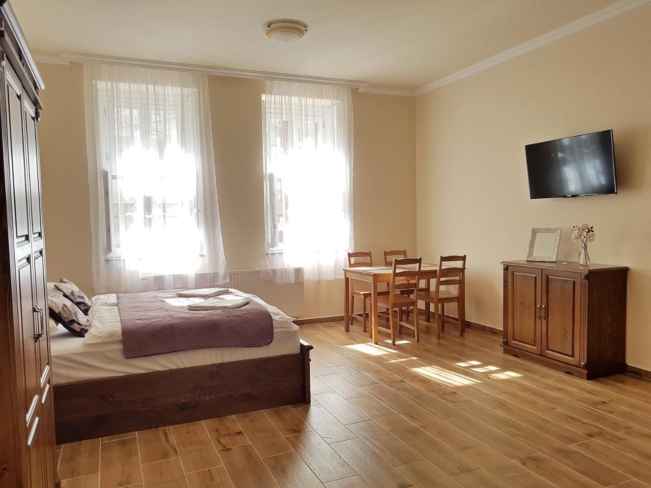 Toscana Apartman ギュラ エクステリア 写真
